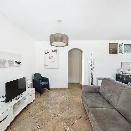 Direct Monaco 2 Pieces Devant Piscine Apartman