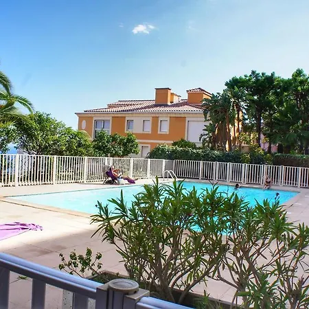 Direct Monaco 2 Pieces Devant Piscine * Beausoleil