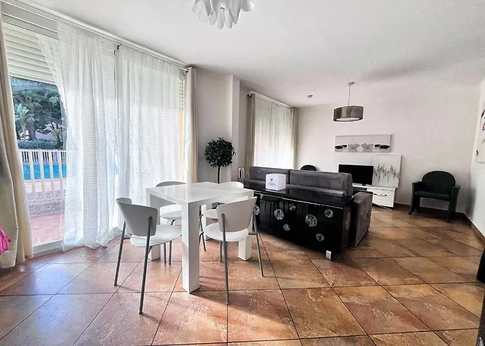 Apartment Direct Monaco 2 Pieces Devant Piscine