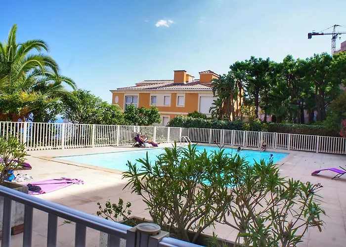 Direct Monaco 2 Pieces Devant Piscine * Beausoleil